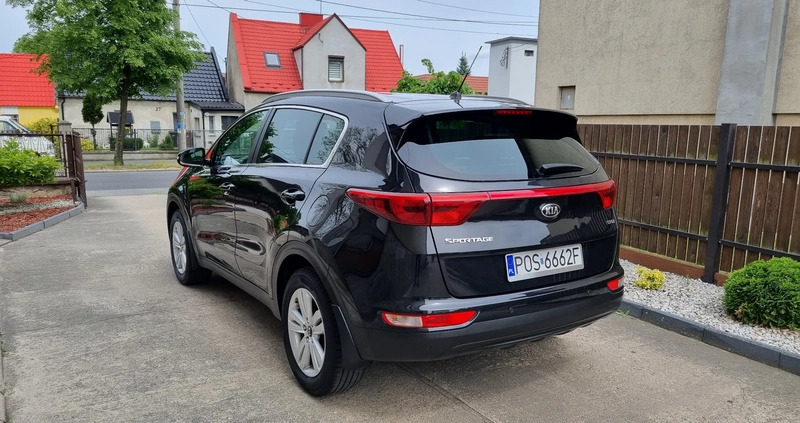 Kia Sportage cena 62900 przebieg: 233000, rok produkcji 2016 z Wojkowice małe 106